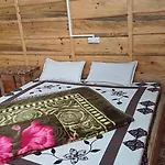 Sarthak Niwas And Homstay Saintoli