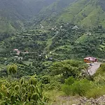 Sarthak Niwas And Homstay Saintoli