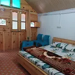 Sarthak Niwas And Homstay Saintoli