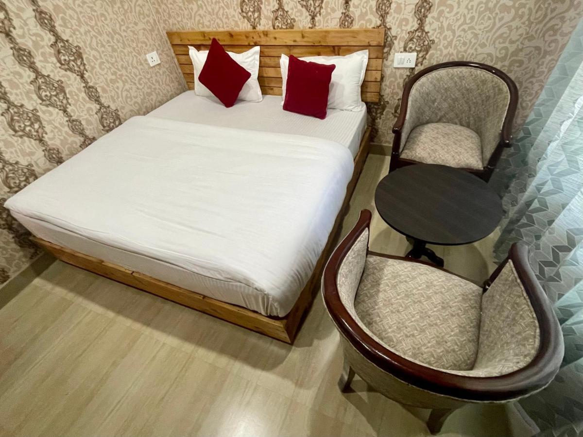 Hotel No Cafe Chakrata