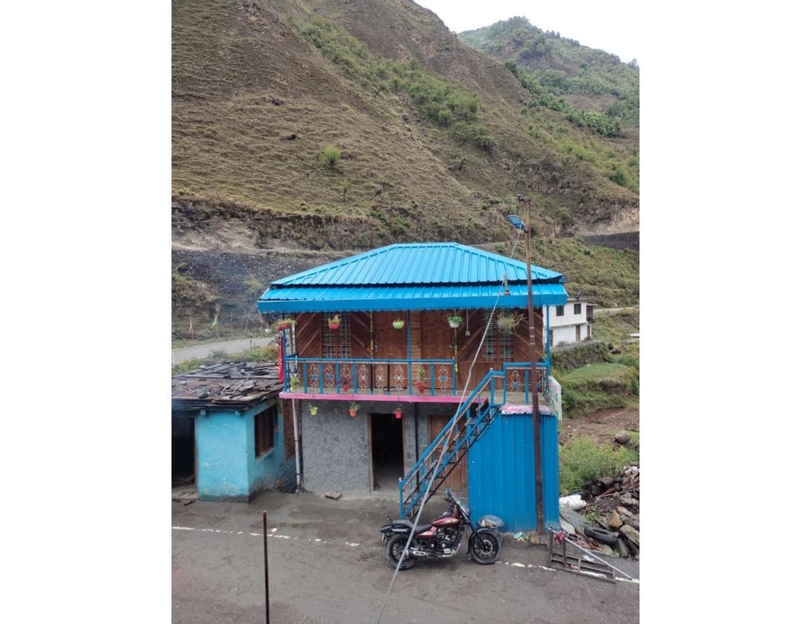 Homestay Sandeep Stay, *