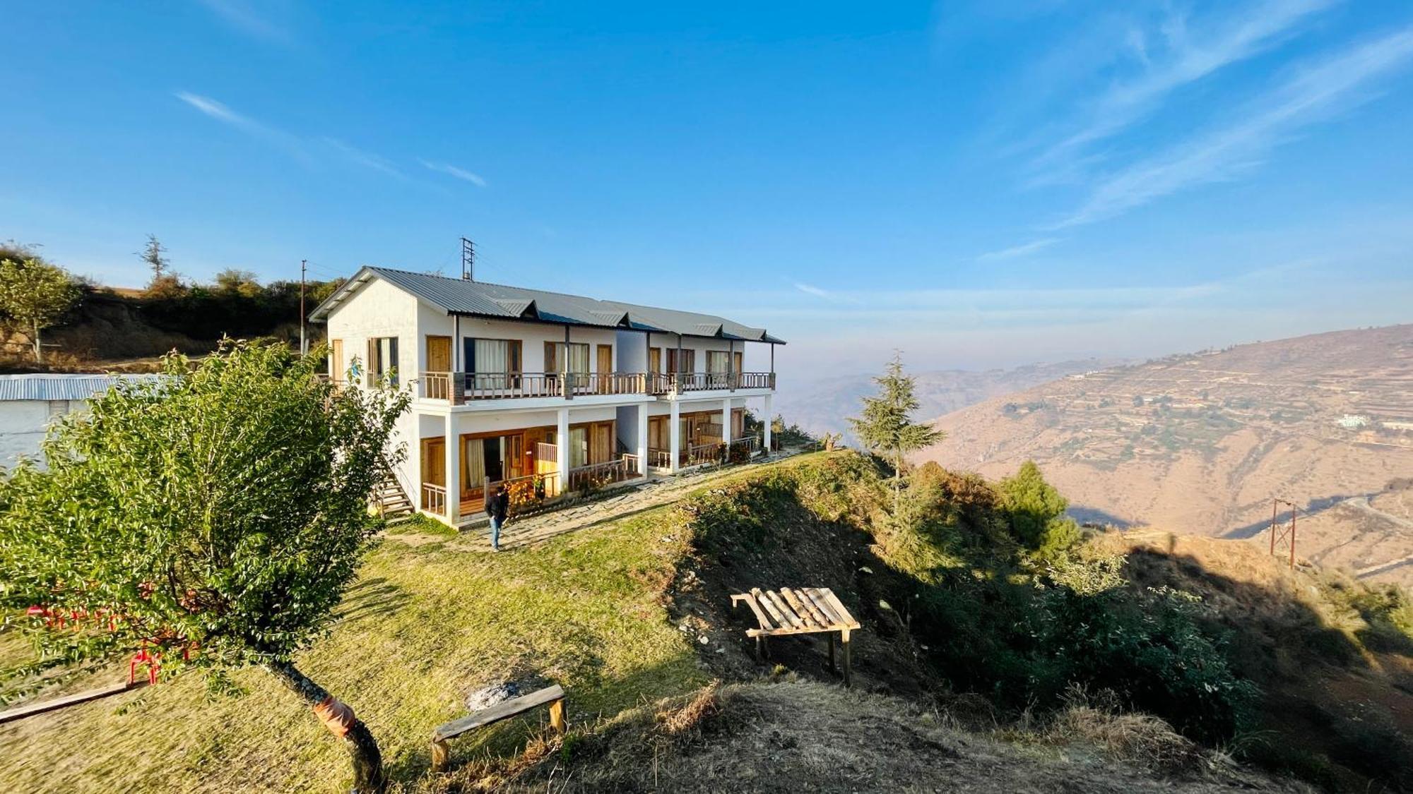 Homestay Whistling Mountain Chakrata