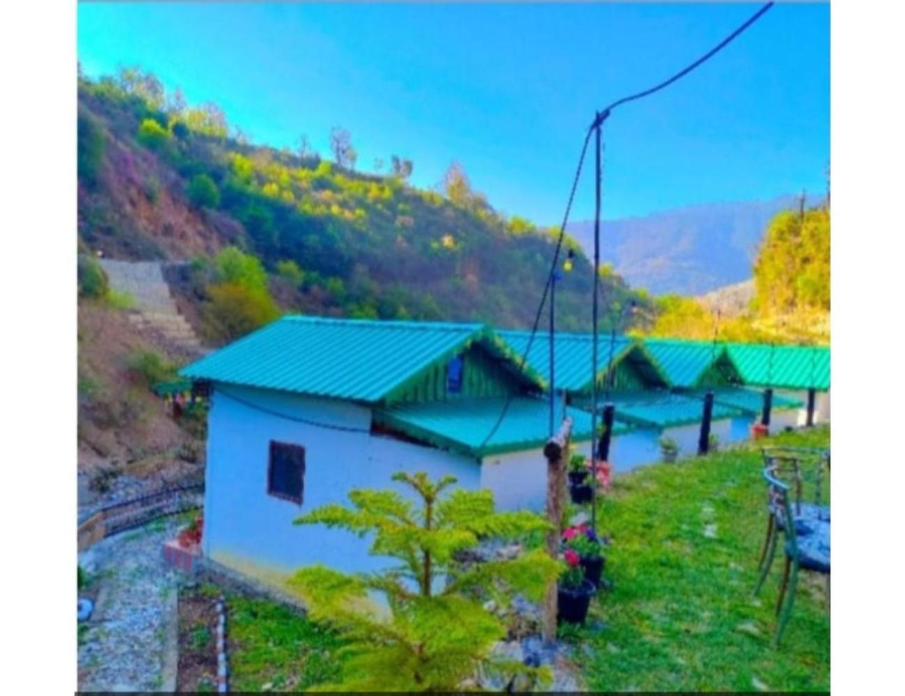 Waterfront Hill Resort, Homestay Chakrata