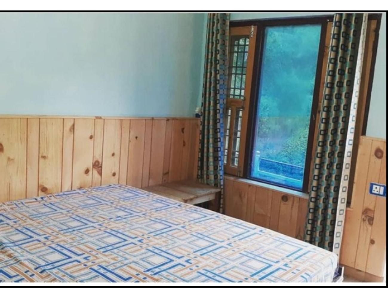Homestay Waterfront Hill Resort, Chakrata