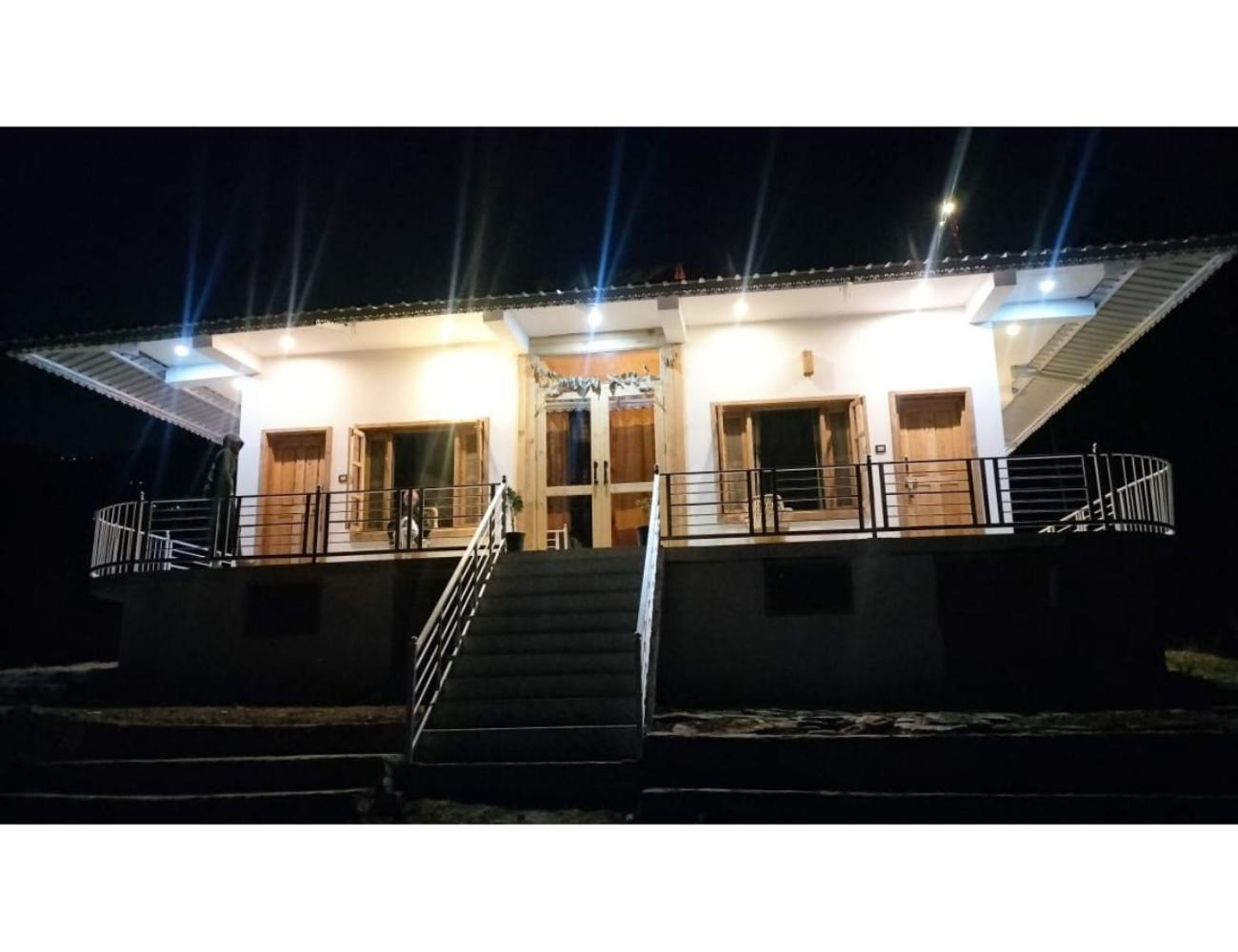 Tiger Hill Resort, Homestay