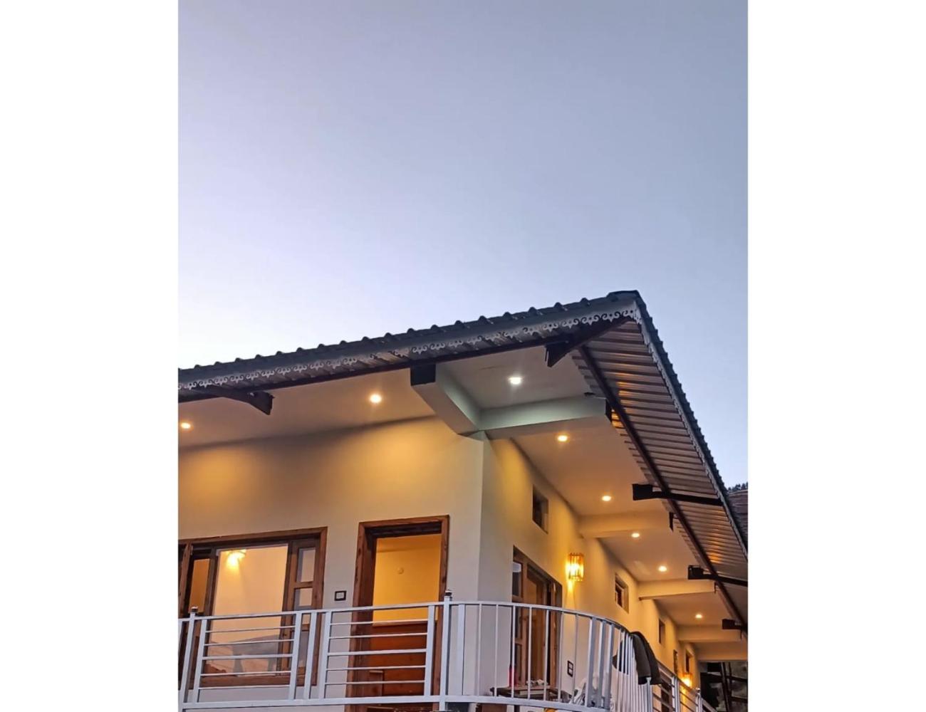 Tiger Hill Resort,