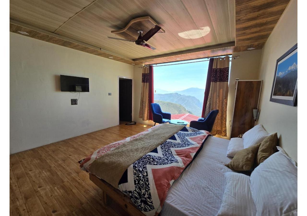 Hill View Retreat