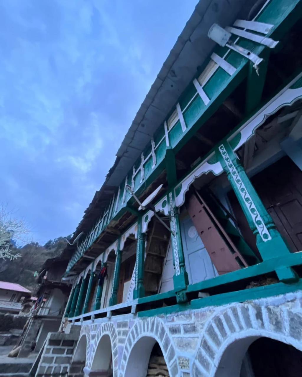 Homestay Sunlight Mohana *