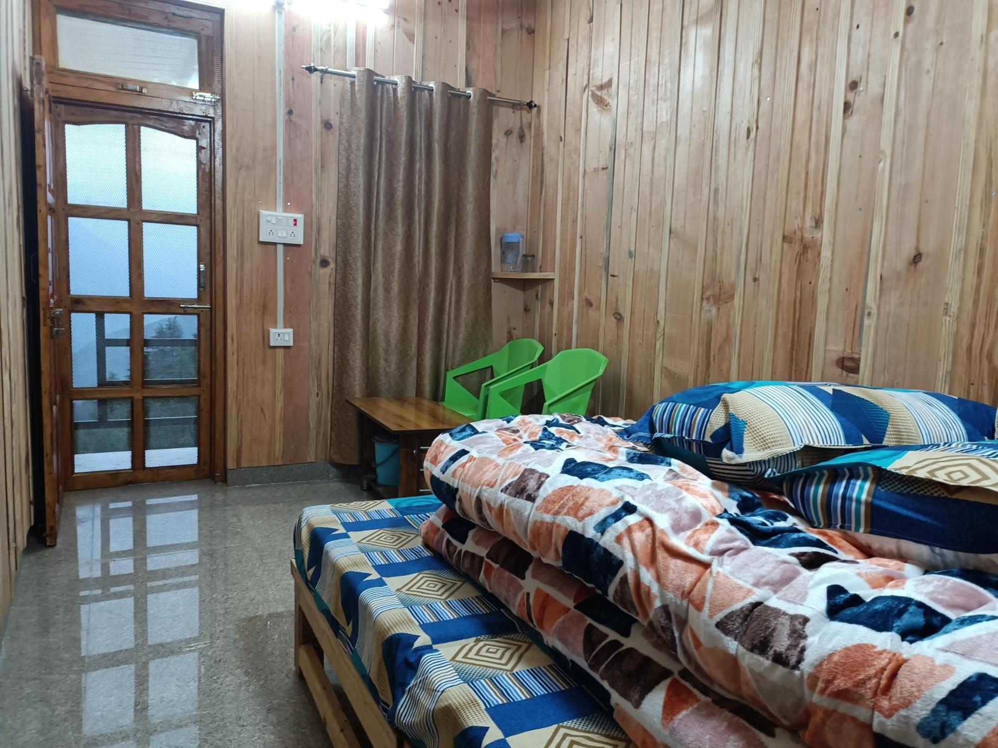 Kanasar Homestay *