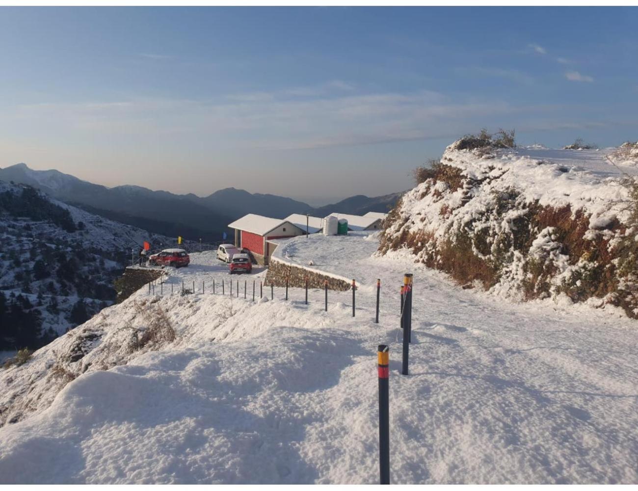 Hills Resort, * Chakrata