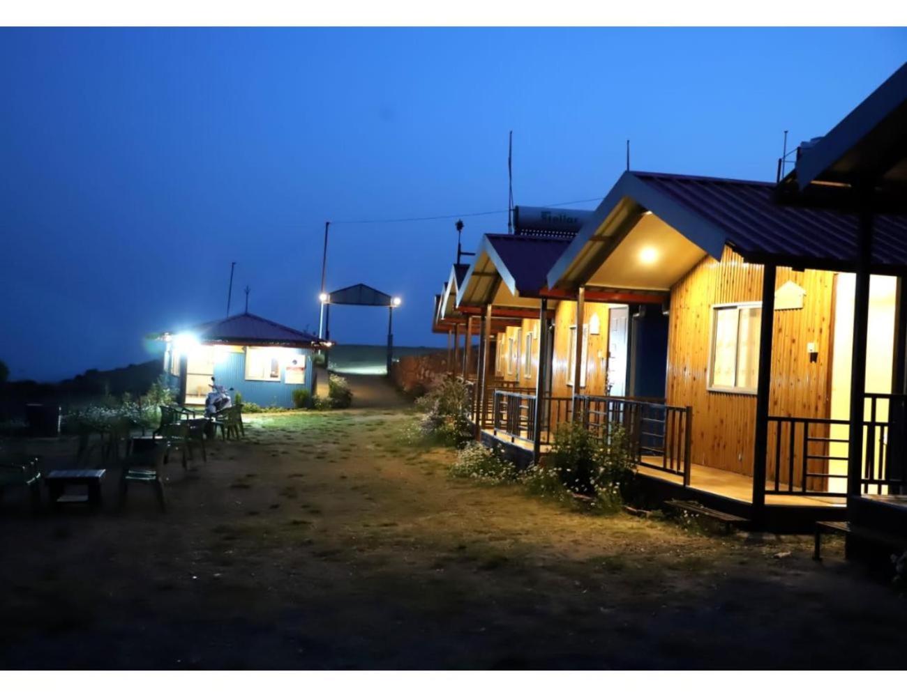 Pacific & Spa, * Chakrata