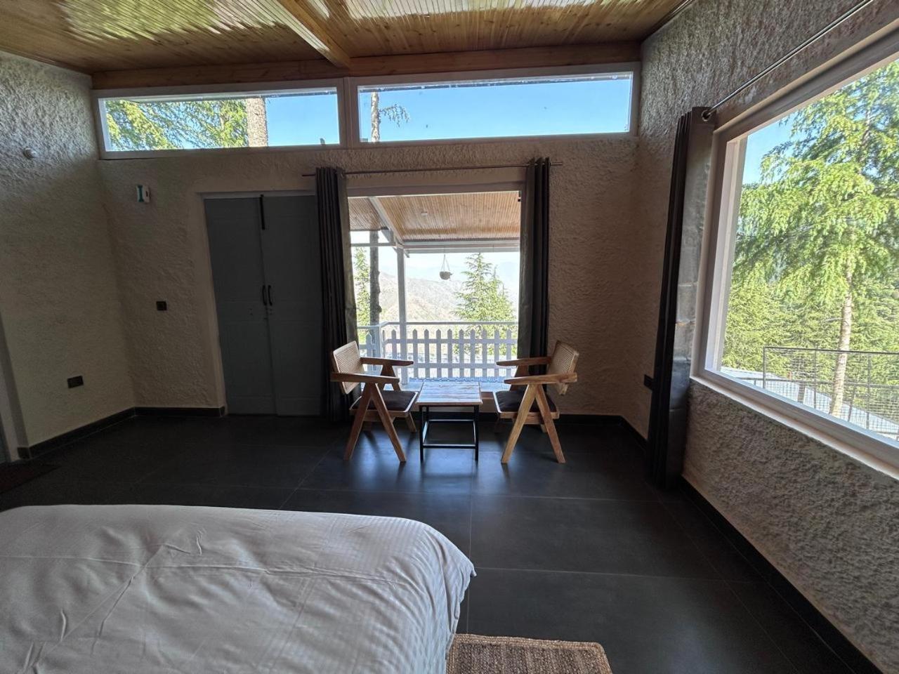 Ilika Lodge *