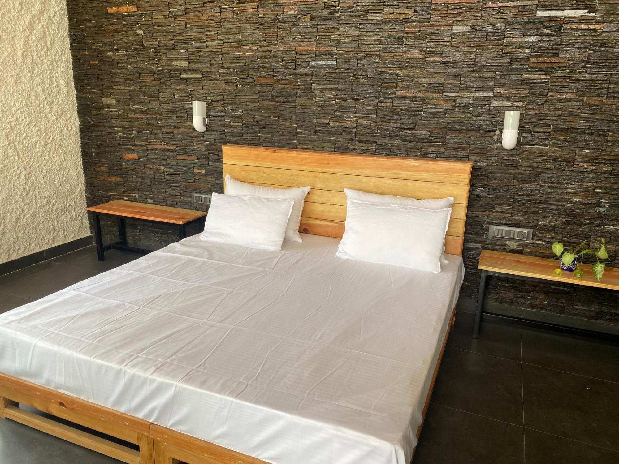Lodge Ilika Chakrata