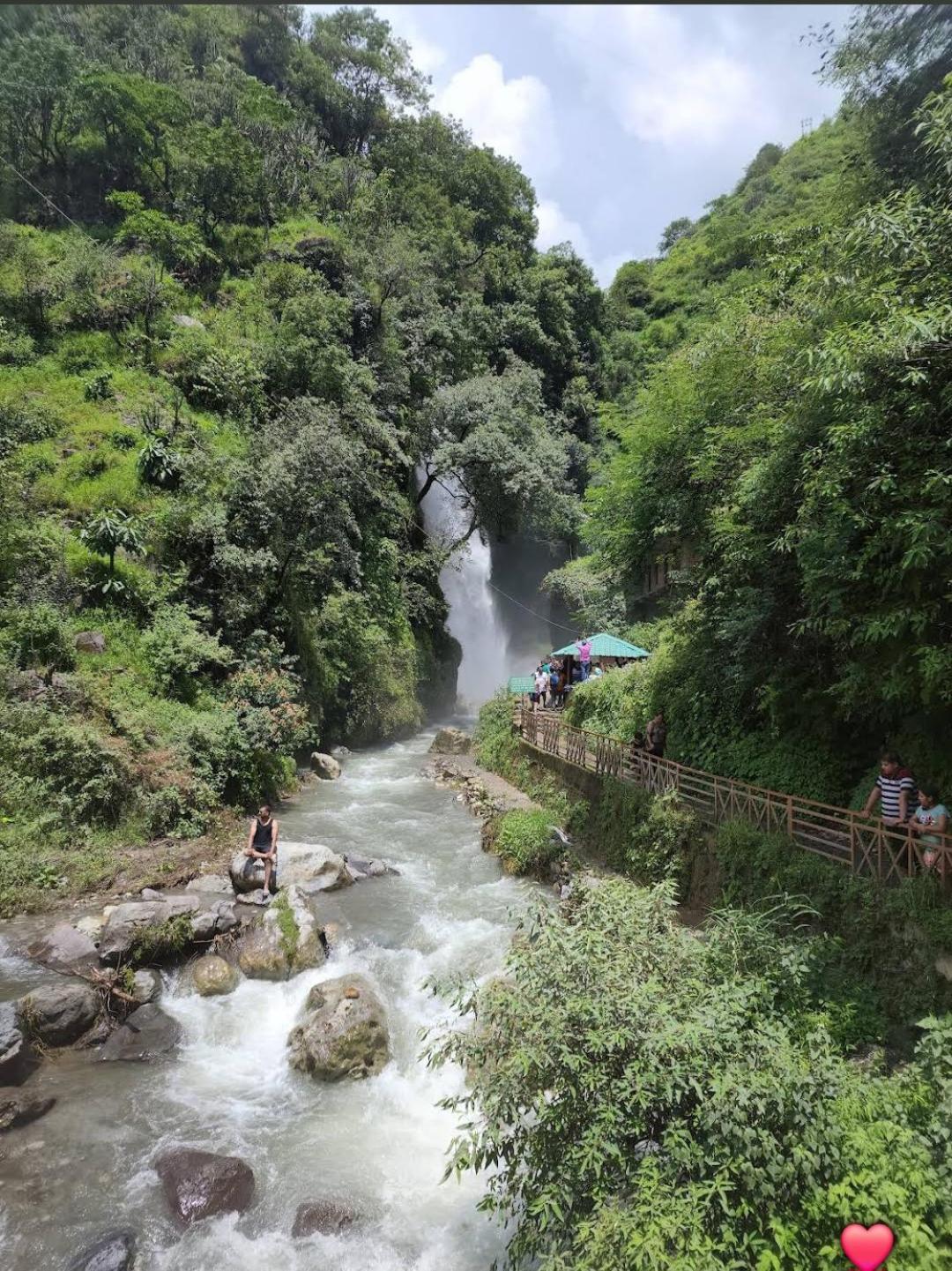 Sarthak Niwas And Homstay Saintoli Homestay Chakrata