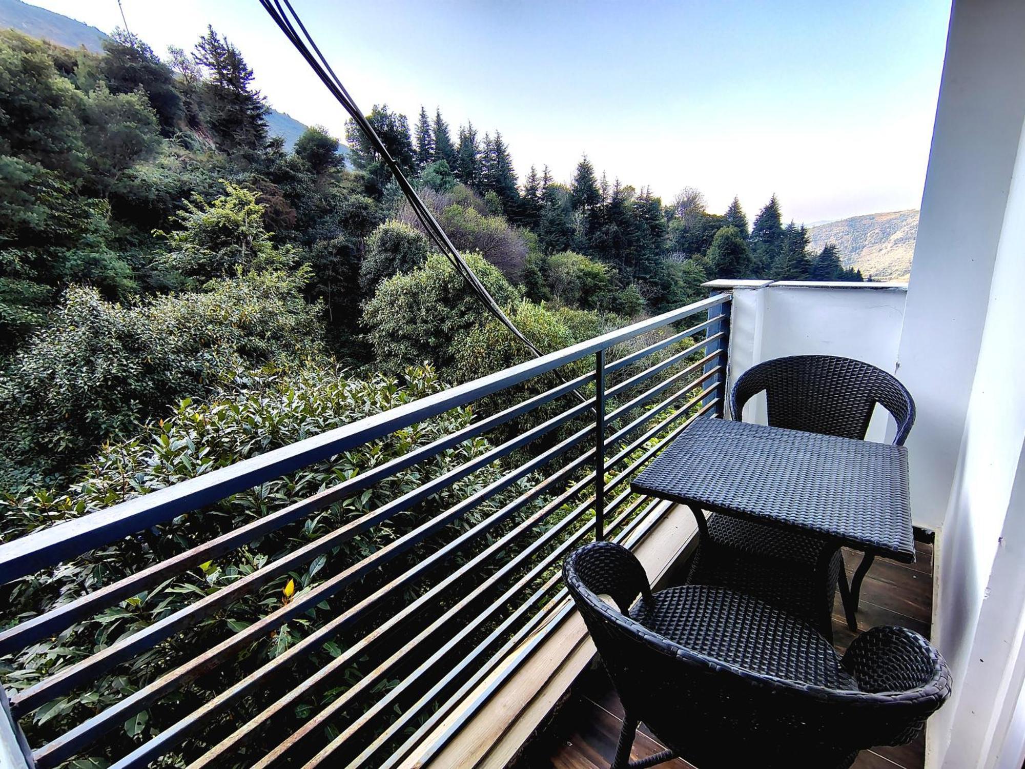Chakrata Inn Resort Resort *