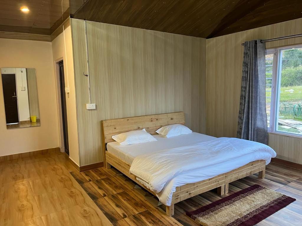 Paridhi Resort *