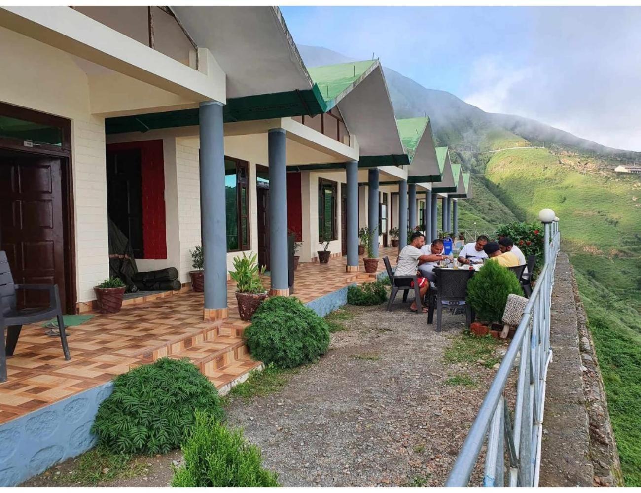 Homestay Lagapokhri Hill Resort,