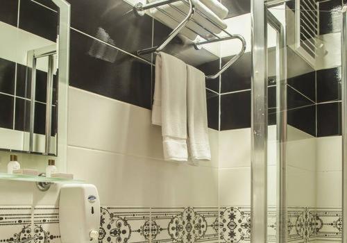 Hotel Anurag 4*