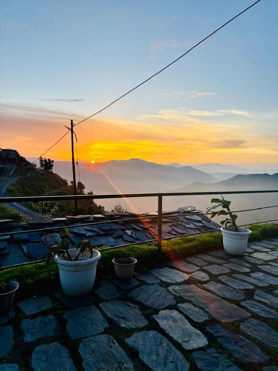 Resort Deodar