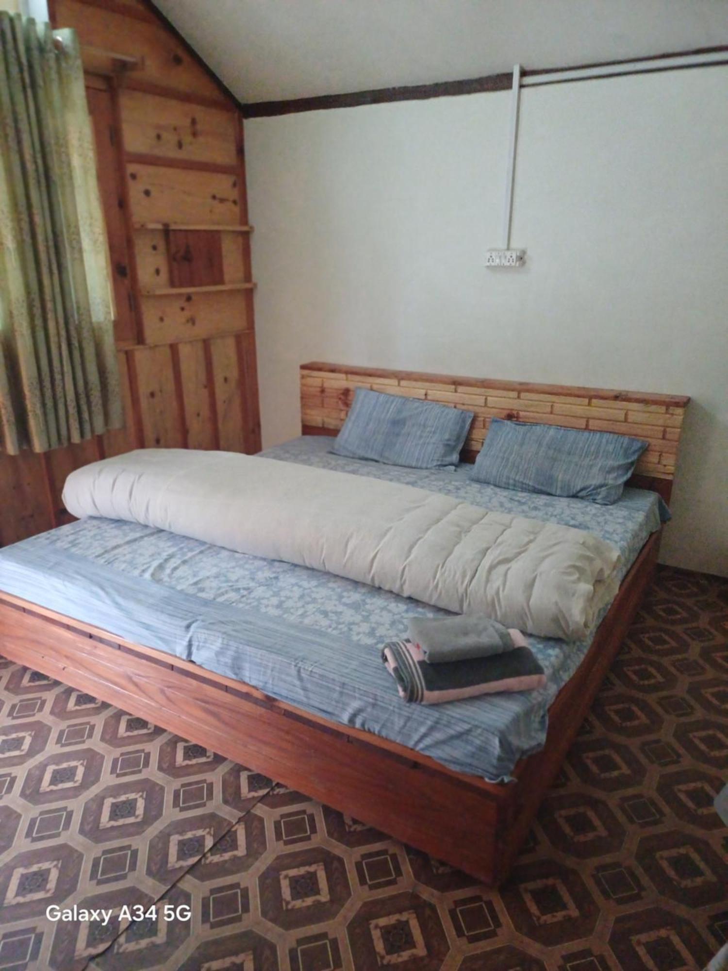 Apartment Sarthak Niwas And Homstay Saintoli Chakrata
