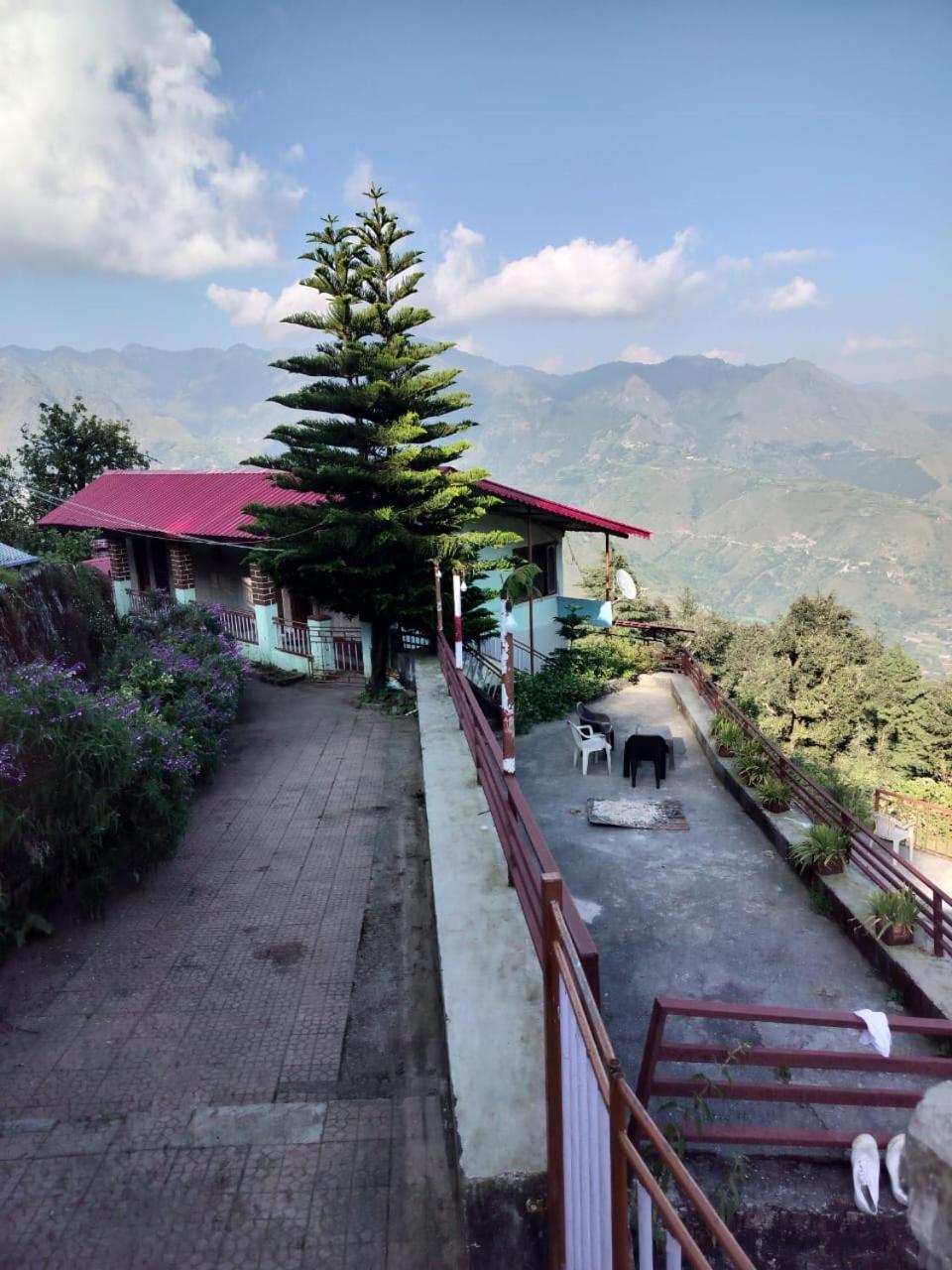 Snow View Hotel Chakrata