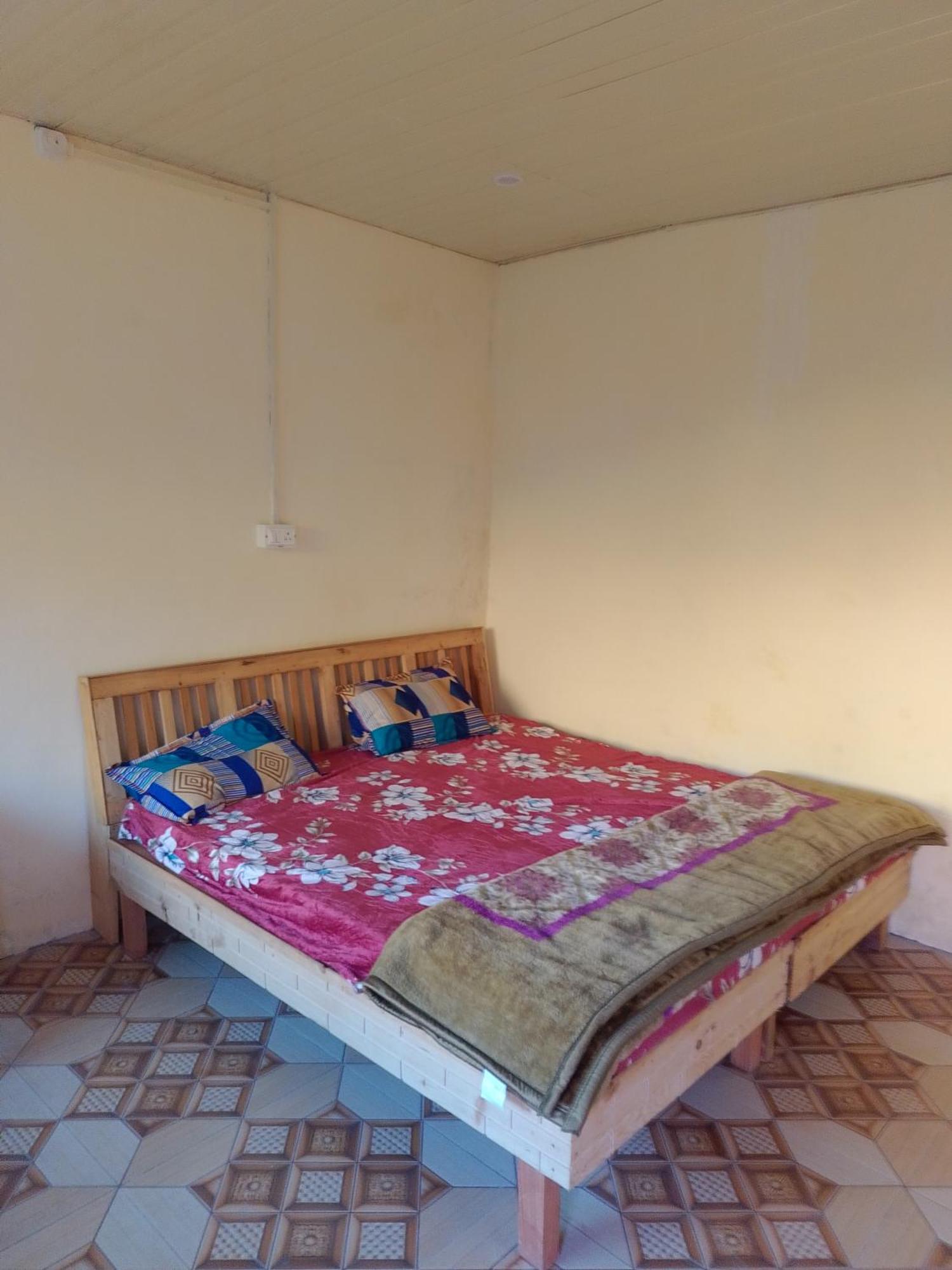 Rishu Apartment